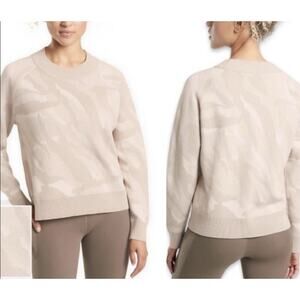 Athleta Jacquard Textured Crew Polyester/Merino Wool Sweater Size Small EUC